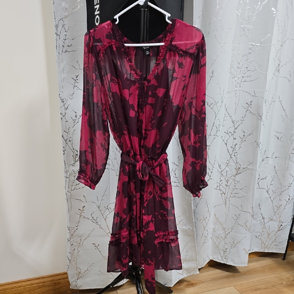 Vera Wang Fuchsia and Black Long Sleeve Dress